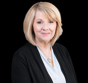 Photo of Ana Doan, Wealth Associate, member of the team of experts. 