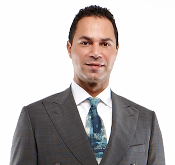 Photo of Cenk Albayrak, Senior Wealth Advisor and Portfolio Manager, member of the team of experts. 