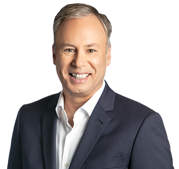 Photo of Daniel Dussault, Wealth Advisor & Portfolio Manager, member of the team of experts. 