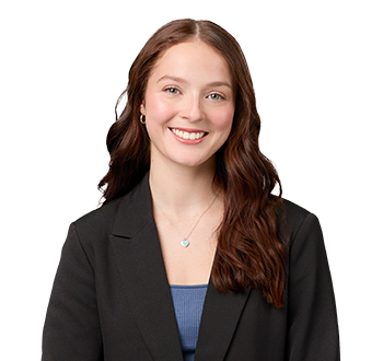Photo de Laurence Hébert, Associée en communication et développement, membre de l'équipe expert.