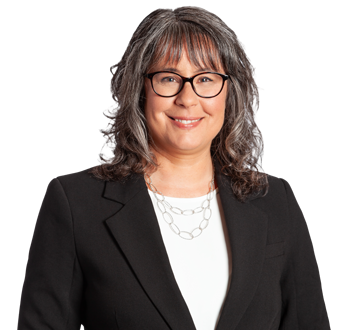 Photo of Julie Lestage, Senior Wealth Associate, member of the team of experts.
