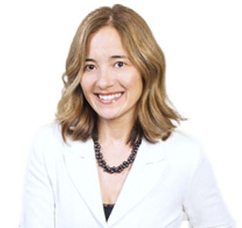 Photo of Patrica Wei, Senior Analyst in Wealth Management, member of the Team.