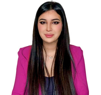 Photo of Sophia Dekimeche, Wealth Associate, member of the team of experts. 