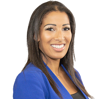 Photo of Kara Harkins, Wealth Associate, member of the team of experts.