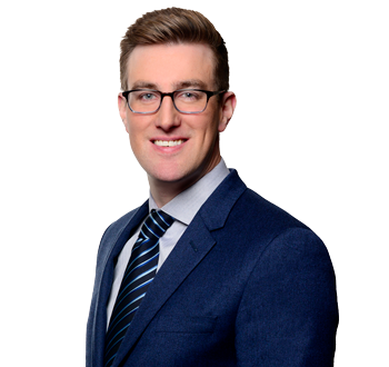 Photo of Michael Fini, Wealth Advisor & Portfolio Manager, member of the team of experts. 