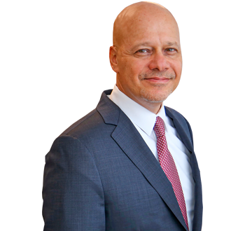 Photo of Karim Zakher, Senior Wealth Advisor & Portfolio Manager, member of the team of experts. 