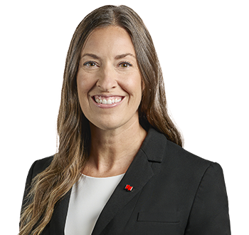 Photo of Isabelle Jetté, Associate, member of the team of experts. 