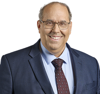 Photo of Gilles Therrien, Wealth Advisor, member of the team of experts. 