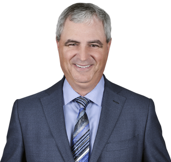 Photo of Dominique Richer, Senior Wealth Advisor & Portfolio Manager, member of the team of experts. 
