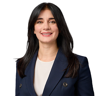 Photo of Adele Gjoka, Wealth Advisor, member of the team of experts. 