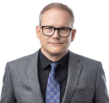 Photo of Bryan Holyk, Senior Wealth Advisor & Portfolio Manager, member of the team of experts. 
