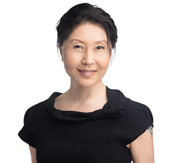 Photo of Nancy Moon, Wealth Associate, member of the team of experts. 