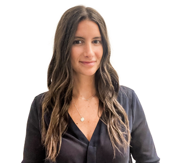 Photo of Alessandra Finocchiaro, Senior Analyst in Wealth Management, member of the team of experts. 