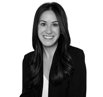 Danielle Bosaing, Senior Wealth Associate, member of the team of experts.