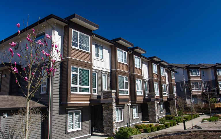 Image of townhouses.