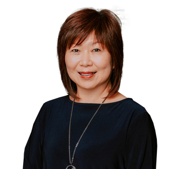 Photo of Tina Chung, Wealth Advisor, member of the team of experts. 