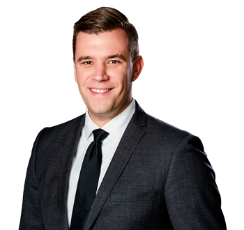 Photo of Alexandre Dussault-Brunet, Wealth Advisor & Portfolio Manager, member of the team of experts. 