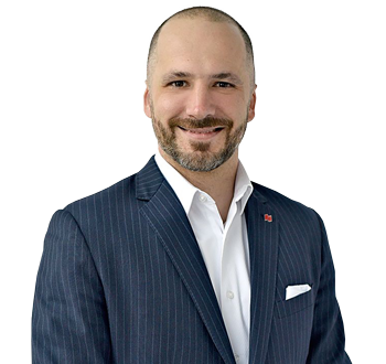 Photo of Louis-Alexandre Parent, Wealth Advisor & Portfolio Manager, member of the team of experts.