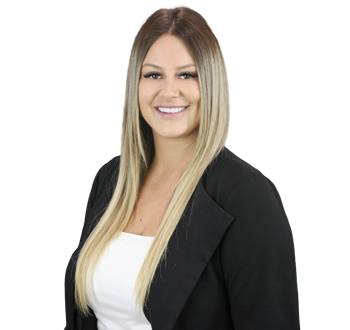 Photo of Shannon Westenberg, Senior Wealth Associate, member of the team of experts. 