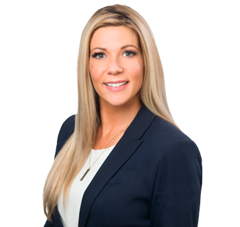 Photo of Rebecca Gillies, Senior Wealth Associate, member of the team of experts. 