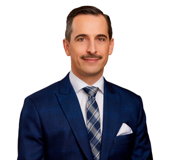 Photo of Emmanuel Moreau, Portfolio Manager & Wealth Advisor, member of the team of experts. 