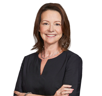 Photo of Julie Vaillancourt, Associate, member of the team of experts. 