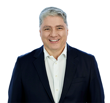 Photo of Serge Paiement, Senior Wealth Advisor & Portfolio Manager, member of the team of experts. 