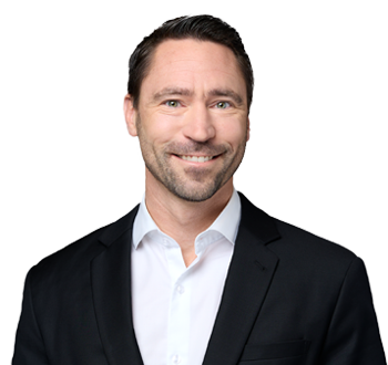 Photo of Michel Théroux, Wealth Advisor & Portfolio Manager, member of the team of experts. 