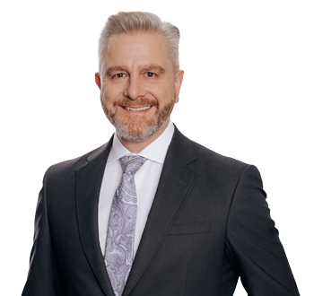 Photo of Serge Pelletier, Senior Wealth Advisor & Portfolio Manager, member of the team of experts.