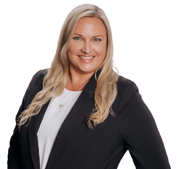 Photo of Holly MacIntosh, Investment Analyst, member of the team of experts.