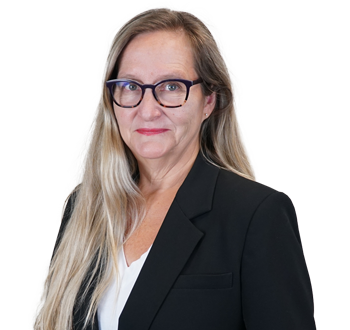 Photo of Suzanne Boire, Senior Wealth Associate, member of the team of experts. 