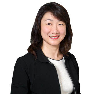 Photo of Tracy Liu, Wealth Advisor, member of the team of experts. 