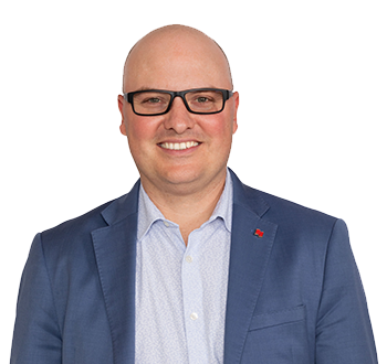 Photo of Christian Veilleux, Senior Wealth Advisor & Portfolio Manager, member of the team of experts