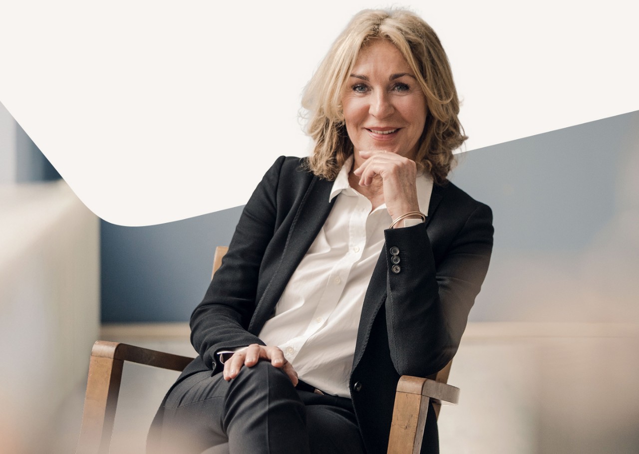 Photo of a person happy to be using National Bank Financial's services