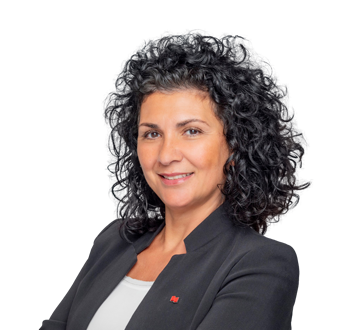 Photo of Celsa Morais, Senior Private Banker, partner.